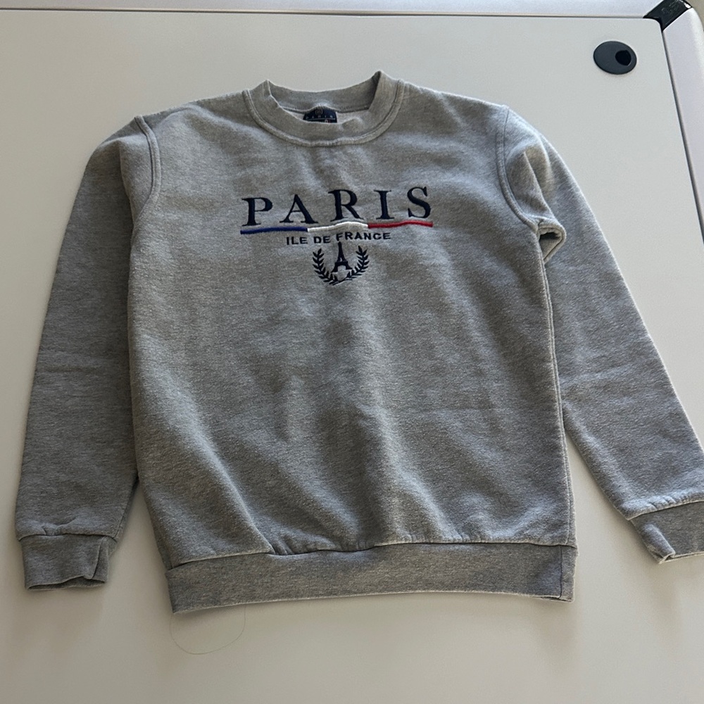 Gray Paris Île de France women’s Sweatshirt bought from Paris